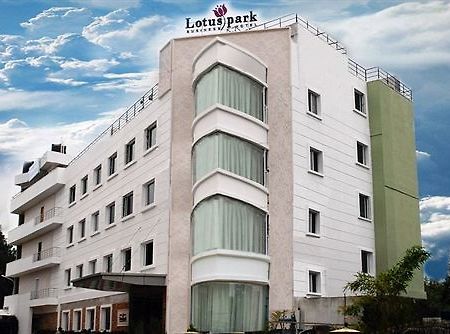 Lotus Park Hotel Bangalore Exterior photo